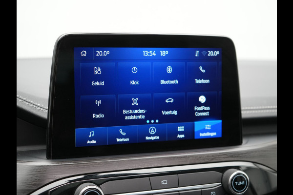 Ford Kuga 2.5 Vignale Plug In Hybrid 225pk Dealer O.H PHEV | Panodak | Head Up | Adaptive Cruise | 360 Camera | Bang & Olufsen Sound | Lederen Sportstoelen Memory & Verwarmd | Keyless | Apple Carplay | Stuur Verwarmd | Blis | Virtual | Navigatie