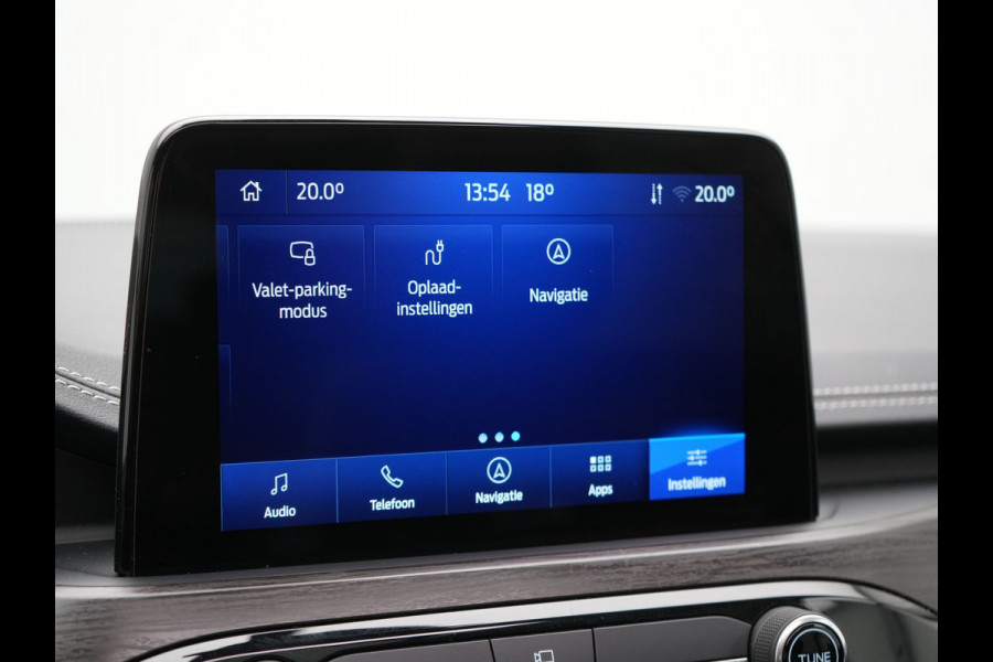 Ford Kuga 2.5 Vignale Plug In Hybrid 225pk Dealer O.H PHEV | Panodak | Head Up | Adaptive Cruise | 360 Camera | Bang & Olufsen Sound | Lederen Sportstoelen Memory & Verwarmd | Keyless | Apple Carplay | Stuur Verwarmd | Blis | Virtual | Navigatie