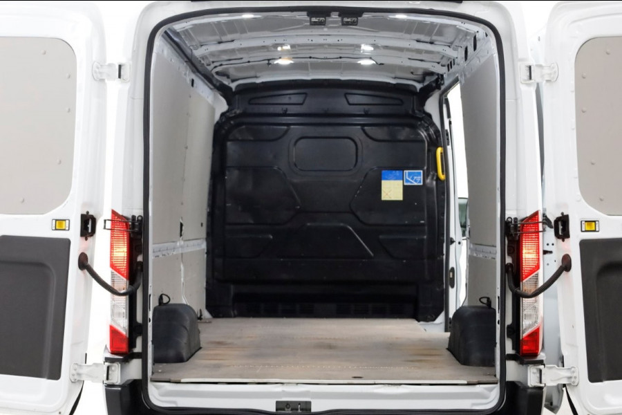 Ford Transit 350 2.0 TDCI 130pk E6 RWD L3H2 Trend Navi/Camera Trekhaak 2750kg 10-2019