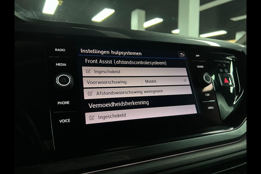 Volkswagen Polo 1.0 TSI Highline | Carplay | PDC | LED |