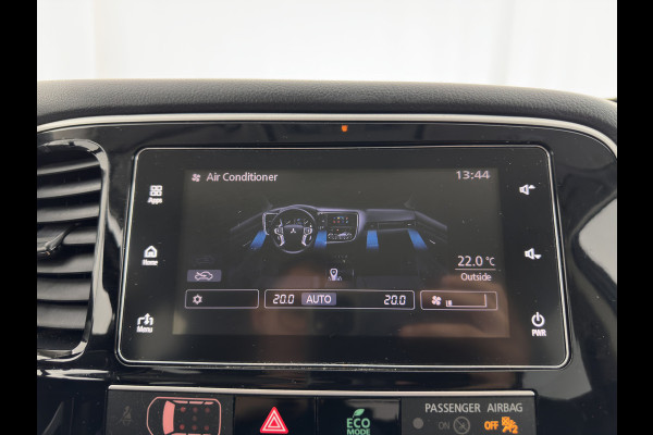 Mitsubishi Outlander 2.4 PHEV Pure (INCL.BTW) *CARPLAY | 1/2LEATHER | KEYLESS | CAMERA | SHIFT-PADDLES | ECC | PDC | CRUISE | 17''ALU | TOWBAR*