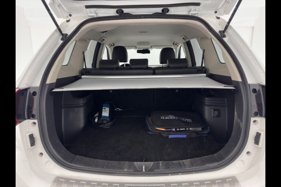 Mitsubishi Outlander 2.4 PHEV Pure (INCL.BTW) *CARPLAY | 1/2LEATHER | KEYLESS | CAMERA | SHIFT-PADDLES | ECC | PDC | CRUISE | 17''ALU | TOWBAR*