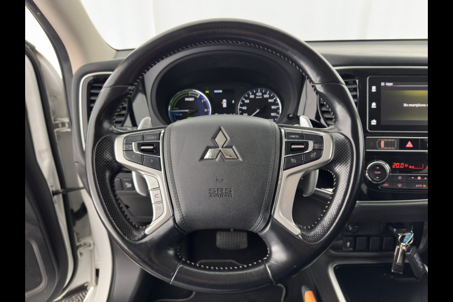 Mitsubishi Outlander 2.4 PHEV Pure (INCL.BTW) *CARPLAY | 1/2LEATHER | KEYLESS | CAMERA | SHIFT-PADDLES | ECC | PDC | CRUISE | 17''ALU | TOWBAR*