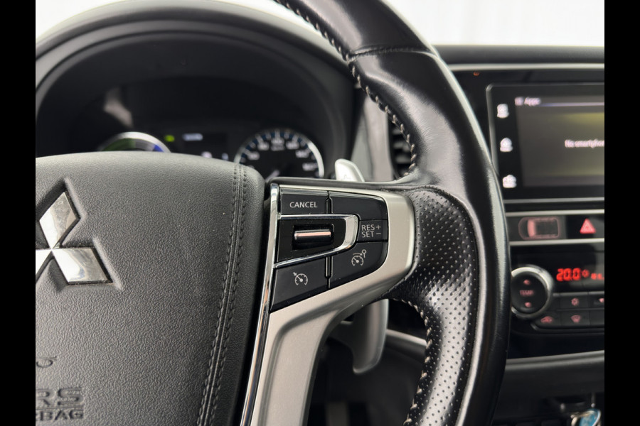 Mitsubishi Outlander 2.4 PHEV Pure (INCL.BTW) *CARPLAY | 1/2LEATHER | KEYLESS | CAMERA | SHIFT-PADDLES | ECC | PDC | CRUISE | 17''ALU | TOWBAR*