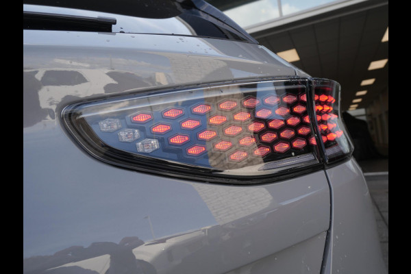Kia Ceed 1.0 T-GDi MHEV Design Edition | 18'' LM | 4 Season | Navi | Cruise | Clima | Carplay |