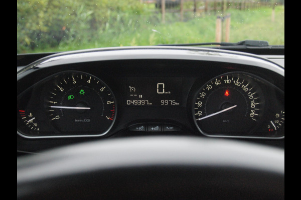 Peugeot 2008 1.2 PureTech Active | Cruise Control | Trekhaak | Airco | Bluetooth |