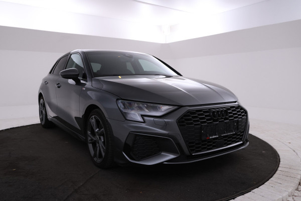 Audi A3 Sportback 30 TDI S edition Automaat, S-3 Look, Virtual, Climate,