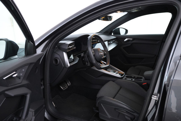 Audi A3 Sportback 30 TDI S edition Automaat, S-3 Look, Virtual, Climate,