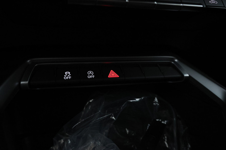 Audi A3 Sportback 30 TDI S edition Automaat, S-3 Look, Virtual, Climate,