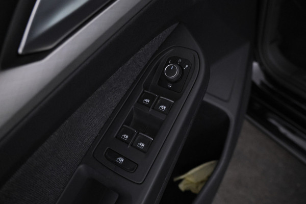 Volkswagen GOLF Variant 2.0 TDI Life Business Automaat, Navigatie, Digital dash