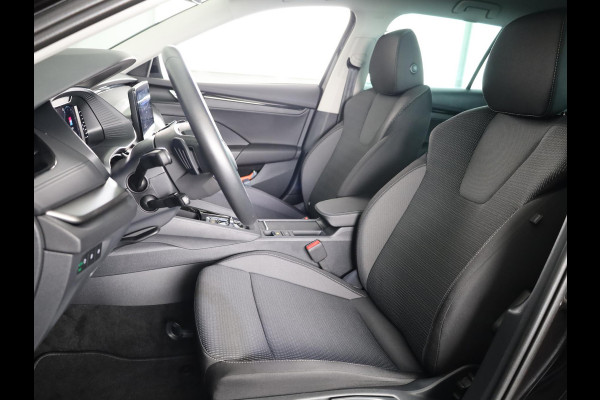 Škoda Octavia Combi 1.4 TSI iV PHEV Business Edition 204 pk Automaat (DSG) | Private lease vanaf 634,-- | Verlengde garantie | Navigatie | Parkeersensoren | Adaptieve cruise control | Stoelverwarming |