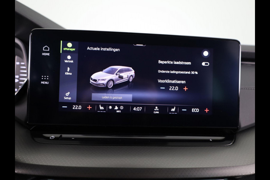 Škoda Octavia Combi 1.4 TSI iV PHEV Business Edition 204 pk Automaat (DSG) | Private lease vanaf 634,-- | Verlengde garantie | Navigatie | Parkeersensoren | Adaptieve cruise control | Stoelverwarming |