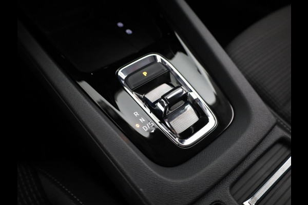 Škoda Octavia Combi 1.4 TSI iV PHEV Business Edition 204 pk Automaat (DSG) | Private lease vanaf 634,-- | Verlengde garantie | Navigatie | Parkeersensoren | Adaptieve cruise control | Stoelverwarming |