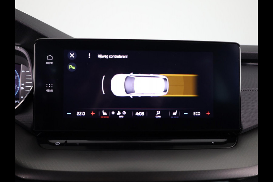 Škoda Octavia Combi 1.4 TSI iV PHEV Business Edition 204 pk Automaat (DSG) | Private lease vanaf 634,-- | Verlengde garantie | Navigatie | Parkeersensoren | Adaptieve cruise control | Stoelverwarming |
