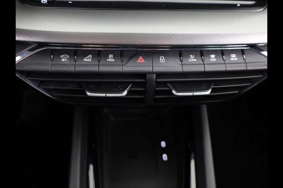 Škoda Octavia Combi 1.4 TSI iV PHEV Business Edition 204 pk Automaat (DSG) | Private lease vanaf 634,-- | Verlengde garantie | Navigatie | Parkeersensoren | Adaptieve cruise control | Stoelverwarming |