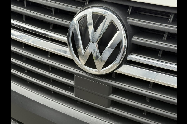Volkswagen Transporter 2.0 TDI L2H1 30 DC Highline | Camera | Trekhaak | Automaat Volkswagen Transporter 2.0 TDI L2H1 30 DC Highline | Camera | Trekhaak | Automaat