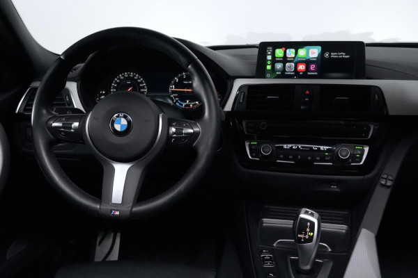 BMW 3 Serie Touring 320i M Sport Automaat 184 PK | Pano-dak | CarPlay | Camera | Leder | Stoelverwarming | Cruise | Pdc | Led |