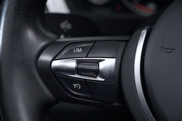 BMW 3 Serie Touring 320i M Sport Automaat 184 PK | Pano-dak | CarPlay | Camera | Leder | Stoelverwarming | Cruise | Pdc | Led |