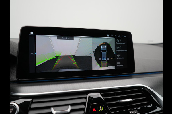 BMW 5 Serie Touring 530e M Sport Plug In Hybrid 293pk Dealer O.H PHEV | Head Up | 360 Camera | Laser LED |  Alcantara Sportstoelen Verwarmd | Blis | Apple Carplay | M Sportstuur | Navigatie | Virtual | DAB |