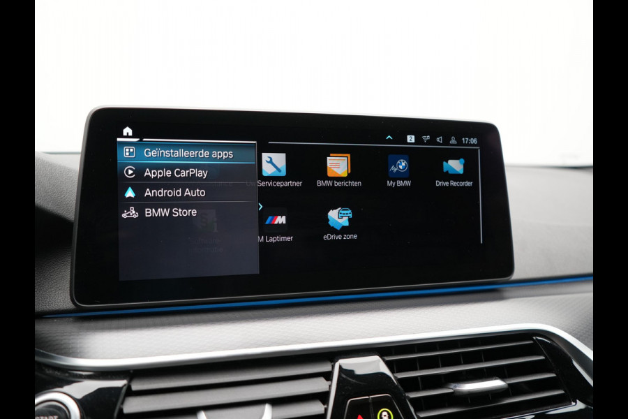 BMW 5 Serie Touring 530e M Sport Plug In Hybrid 293pk Dealer O.H PHEV | Head Up | 360 Camera | Laser LED |  Alcantara Sportstoelen Verwarmd | Blis | Apple Carplay | M Sportstuur | Navigatie | Virtual | DAB |