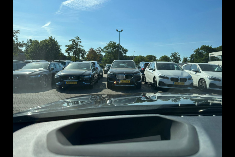BMW 5 Serie Touring 530e M Sport Plug In Hybrid 293pk Dealer O.H PHEV | Head Up | 360 Camera | Laser LED |  Alcantara Sportstoelen Verwarmd | Blis | Apple Carplay | M Sportstuur | Navigatie | Virtual | DAB |