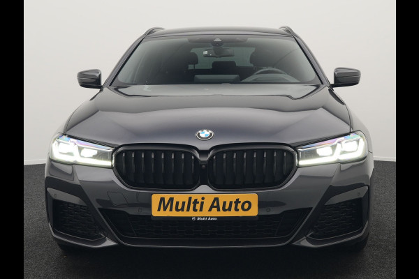 BMW 5 Serie Touring 530e M Sport Plug In Hybrid 293pk Dealer O.H PHEV | Head Up | 360 Camera | Laser LED |  Alcantara Sportstoelen Verwarmd | Blis | Apple Carplay | M Sportstuur | Navigatie | Virtual | DAB |