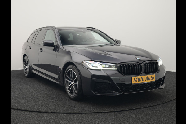 BMW 5 Serie Touring 530e M Sport Plug In Hybrid 293pk Dealer O.H PHEV | Head Up | 360 Camera | Laser LED |  Alcantara Sportstoelen Verwarmd | Blis | Apple Carplay | M Sportstuur | Navigatie | Virtual | DAB |