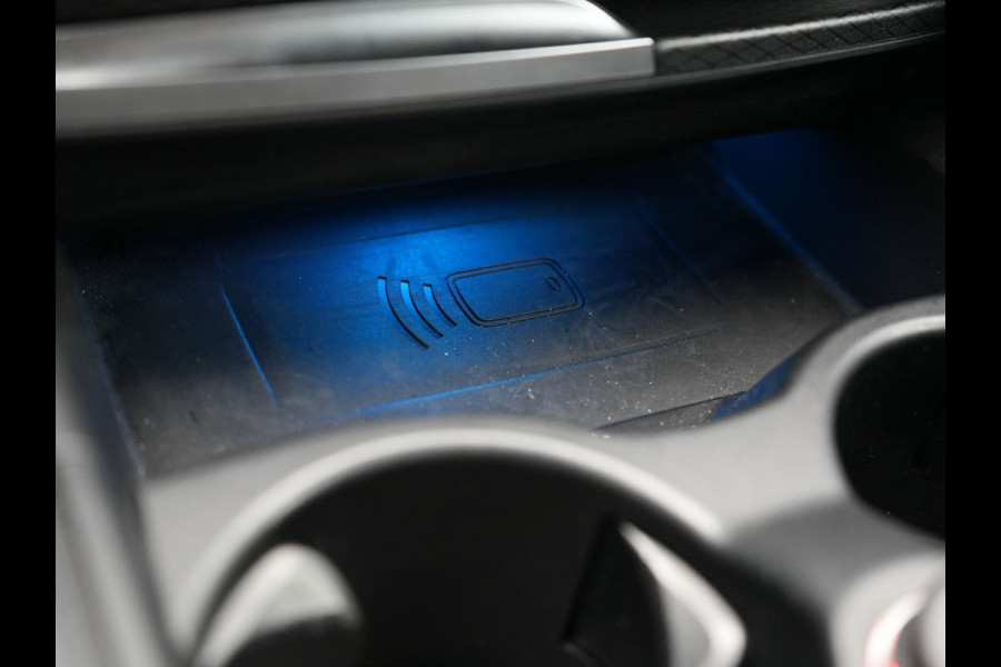 BMW 5 Serie Touring 530e M Sport Plug In Hybrid 293pk Dealer O.H PHEV | Head Up | 360 Camera | Laser LED |  Alcantara Sportstoelen Verwarmd | Blis | Apple Carplay | M Sportstuur | Navigatie | Virtual | DAB |