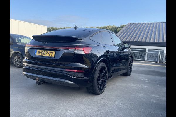Audi Q4 Sportback e-tron 40 Launch edition S Competition 77 kWh | Black on Black | Trehaak wegklapbaar | Meer foto's volgen!