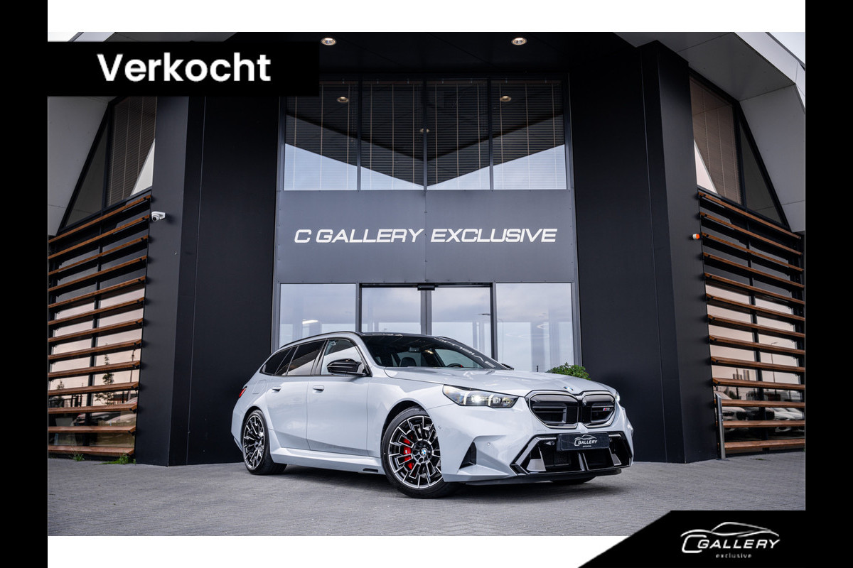 BMW 5 Serie Touring M5 - Panorama | B&W Audio | Carbonpakket