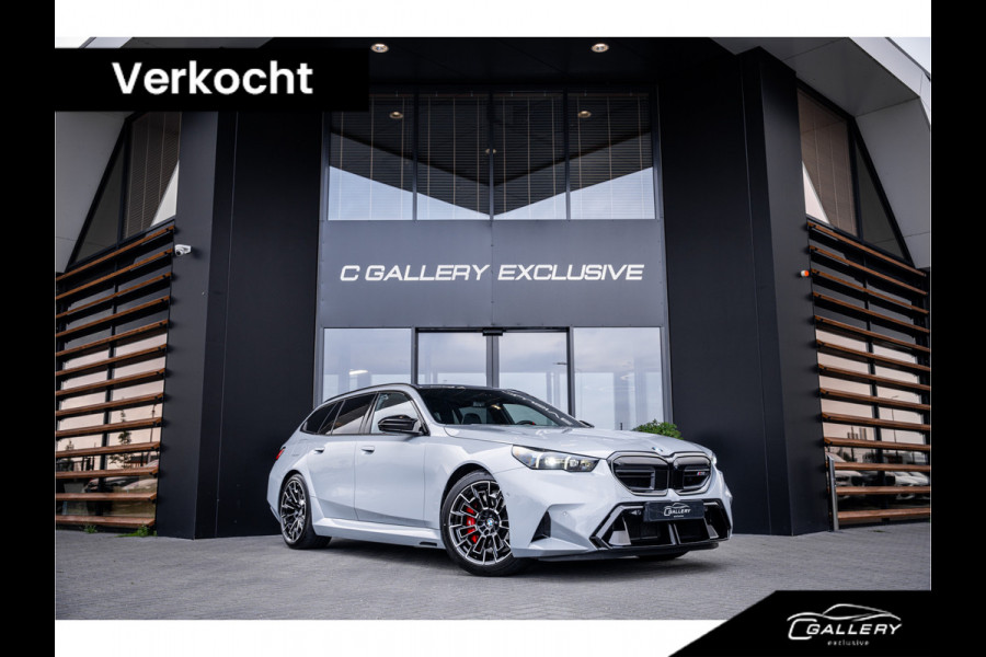 BMW 5 Serie Touring M5 - Panorama | B&W Audio | Carbonpakket
