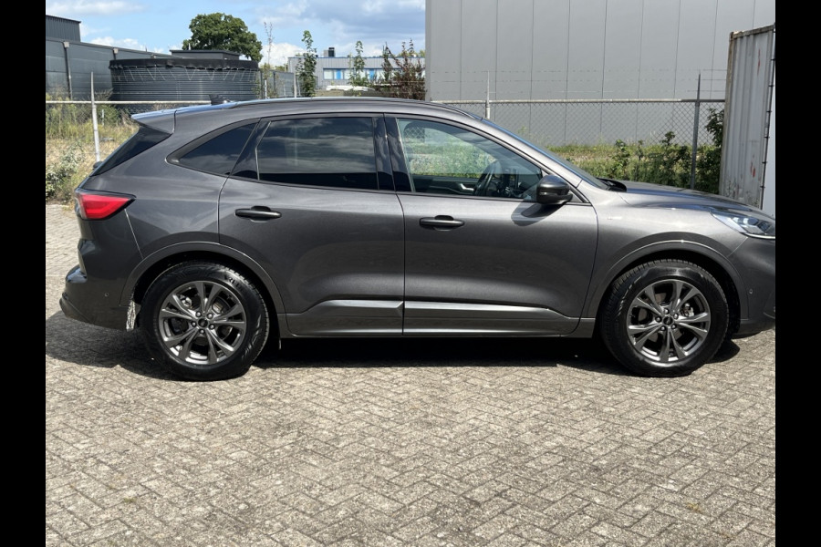 Ford Kuga 1.5 EcoB. ST-Line X *TREKHAAK*WINTERPACK*PAN.DAK*ADATIVE C.C.*CA