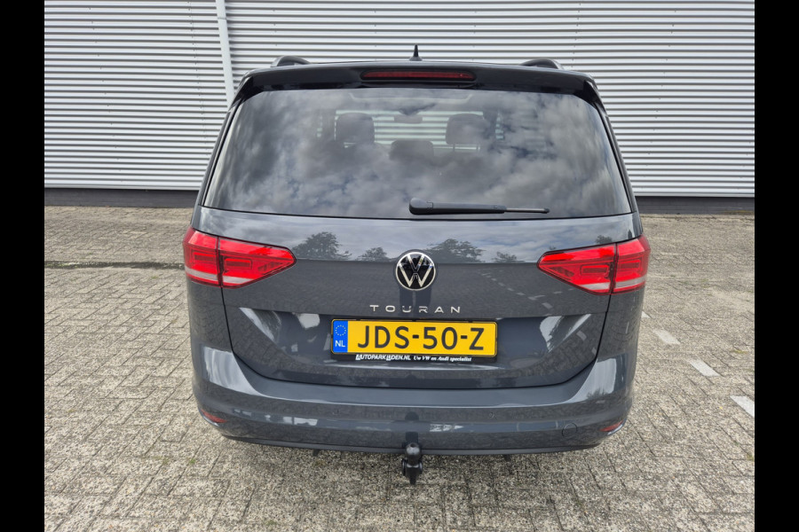 Volkswagen Touran 1.5 TSI 7p Autom,Panorama,airco,adap cruise,nav/camera,wegkl. trekhaak,stoelverwarming,standkachel,