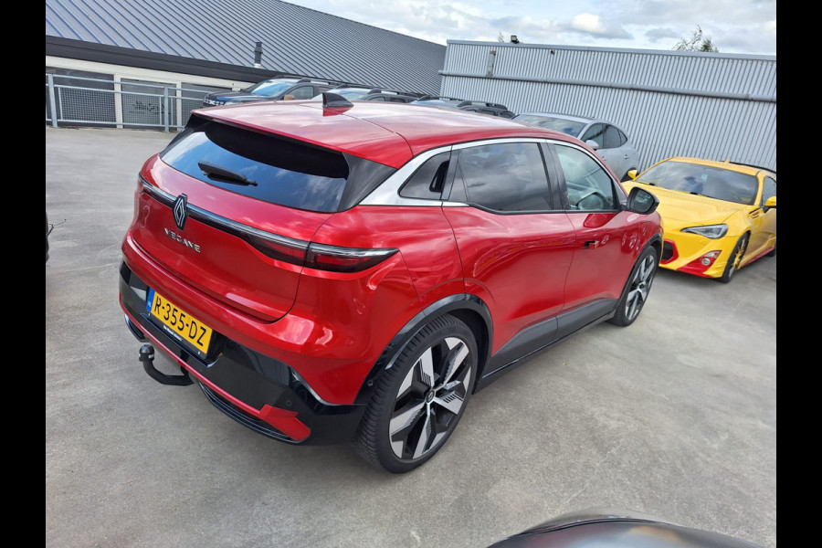 Renault Mégane E-Tech EV60 Optimum Charge Iconic | Camera | Apple Carplay | Meer foto's volgen!