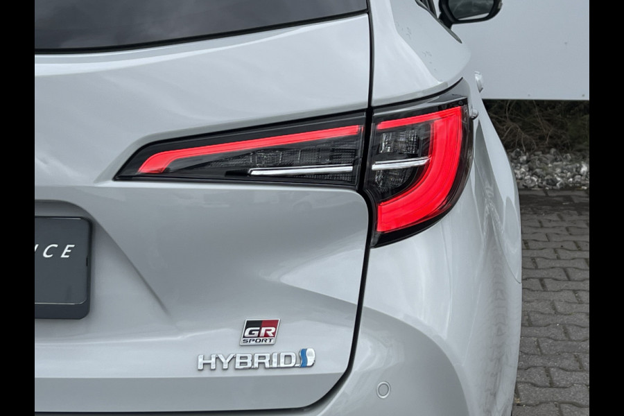 Toyota Corolla Touring Sports 2.0 Hybrid GR-Sport Plus | Pano | JBL Audio | Camera | HUD
