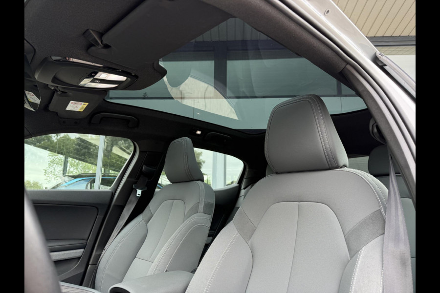 Polestar 2 Long Range Dual AWD | Trekhaak | Panorama | 360 | Camera | Harman Kardon |