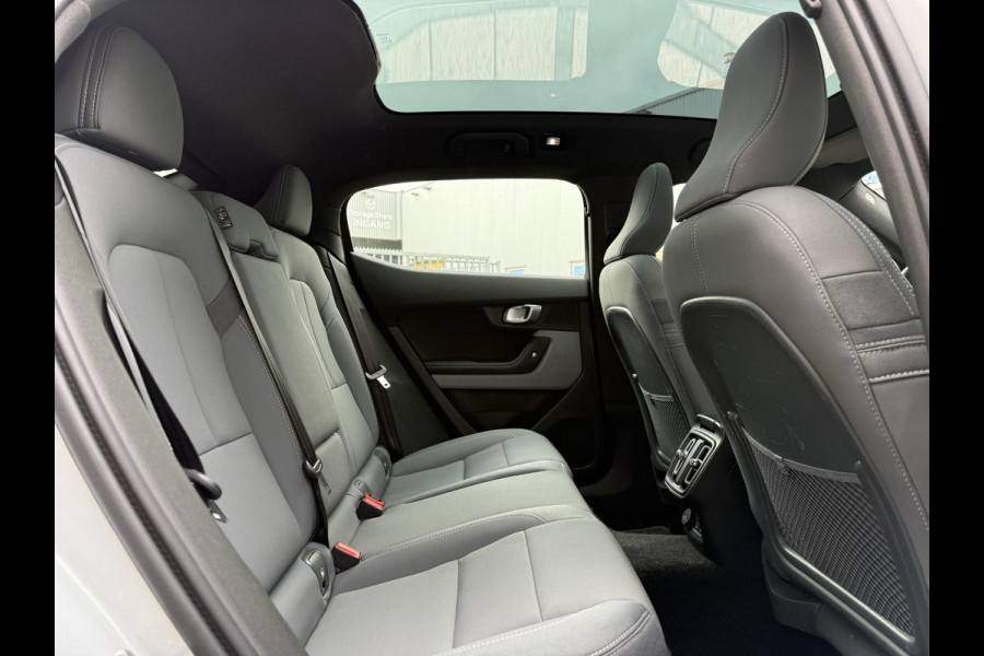 Polestar 2 Long Range Dual AWD | Trekhaak | Panorama | 360 | Camera | Harman Kardon |