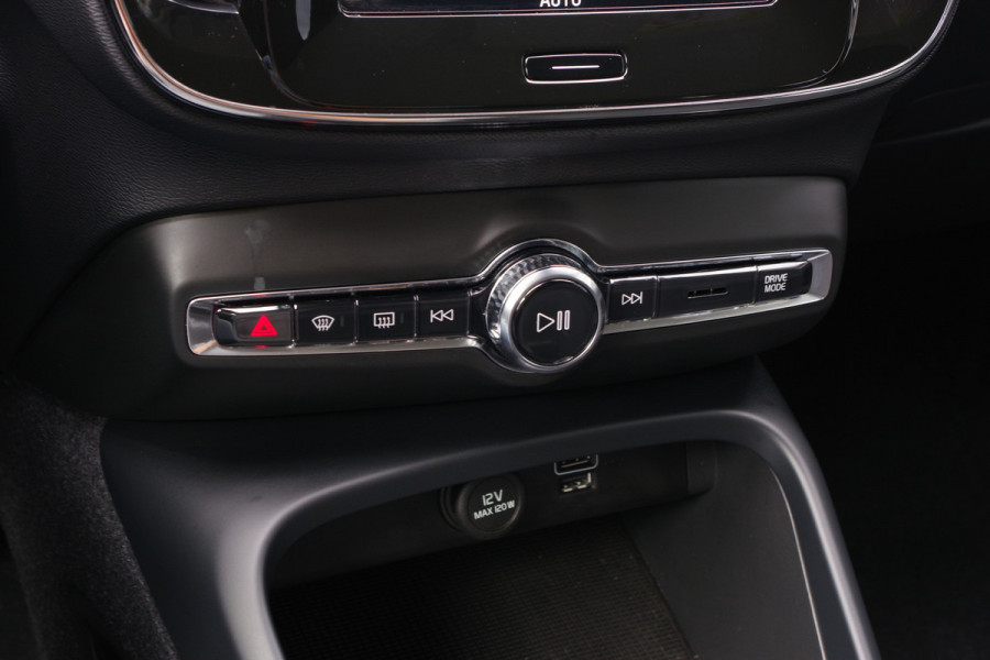 Volvo XC40 1.5 T4 Recharge Inscription Expression, Climate Control, Lane-Assist, Camera