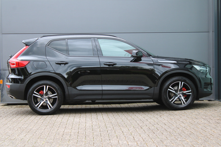 Volvo XC40 1.5 T3 R-Design | Trekhaak | Navigatie | Cruise Control | Stoelverwarming