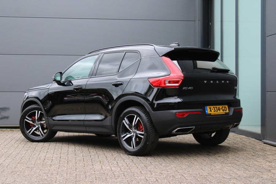 Volvo XC40 1.5 T3 R-Design | Trekhaak | Navigatie | Cruise Control | Stoelverwarming
