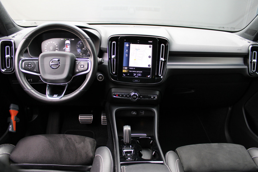 Volvo XC40 1.5 T3 R-Design | Trekhaak | Navigatie | Cruise Control | Stoelverwarming