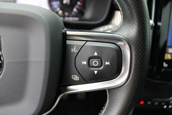 Volvo XC40 1.5 T3 R-Design | Trekhaak | Navigatie | Cruise Control | Stoelverwarming