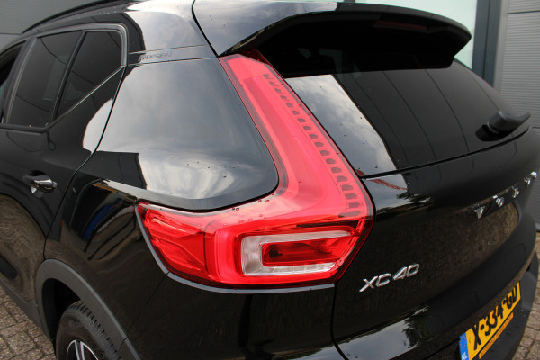 Volvo XC40 1.5 T3 R-Design | Trekhaak | Navigatie | Cruise Control | Stoelverwarming