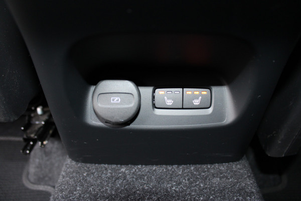 Volvo XC40 1.5 T3 R-Design | Trekhaak | Navigatie | Cruise Control | Stoelverwarming