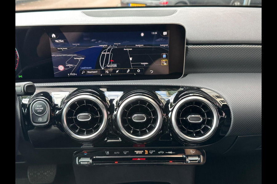 Mercedes-Benz A-Klasse 200 Premium Automaat Leer Navi