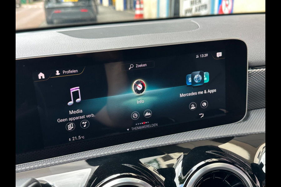 Mercedes-Benz A-Klasse 200 Premium Automaat Leer Navi