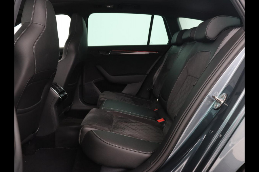 Škoda Superb Combi 2.0 TDI 4x4 Sportline Business | Panoramadak | Adaptive Cruise | Memory | Navigatie | Carplay | Camera | Alcantara | LED | Stoel & Stuurverwarming