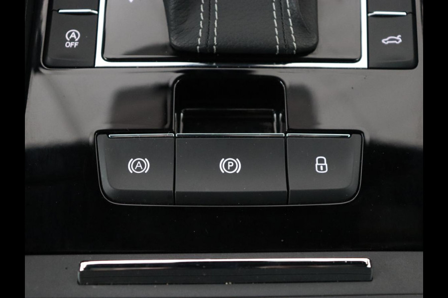Škoda Superb Combi 2.0 TDI 4x4 Sportline Business | Panoramadak | Adaptive Cruise | Memory | Navigatie | Carplay | Camera | Alcantara | LED | Stoel & Stuurverwarming