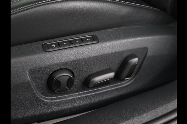 Škoda Superb Combi 2.0 TDI 4x4 Sportline Business | Panoramadak | Adaptive Cruise | Memory | Navigatie | Carplay | Camera | Alcantara | LED | Stoel & Stuurverwarming