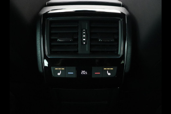 Škoda Superb Combi 2.0 TDI 4x4 Sportline Business | Panoramadak | Adaptive Cruise | Memory | Navigatie | Carplay | Camera | Alcantara | LED | Stoel & Stuurverwarming